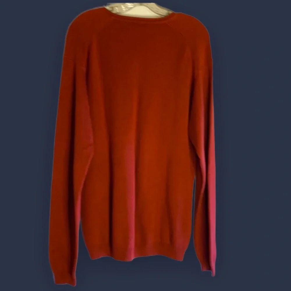 Tommy Bahama Rust V-Neck Lightweight Sweater Men’s (See Measurements)